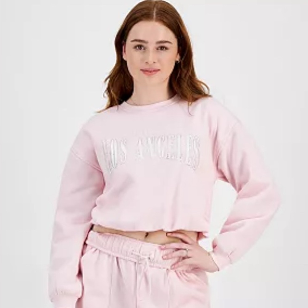 Macy's Pink Crew Neck Sweater Soft and Stylish